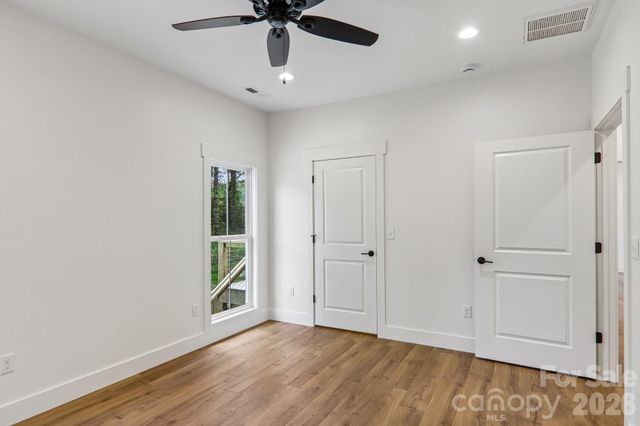 36 Haywood Crossing Drive, Hendersonville, NC 28791