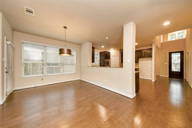 18 Blue Wildflower Place, The Woodlands, TX 77354