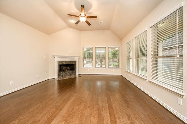 18 Blue Wildflower Place, The Woodlands, TX 77354