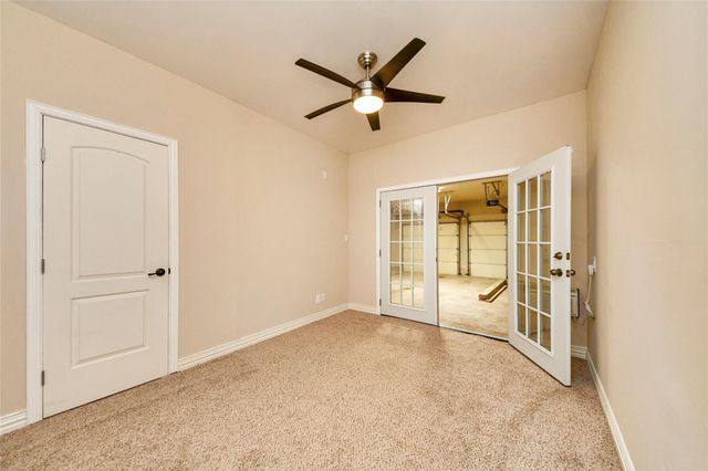 18 Blue Wildflower Place, The Woodlands, TX 77354