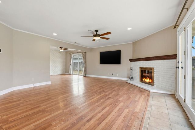 3557 E Pico Avenue, Fresno, CA 93726