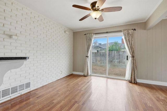 3557 E Pico Avenue, Fresno, CA 93726