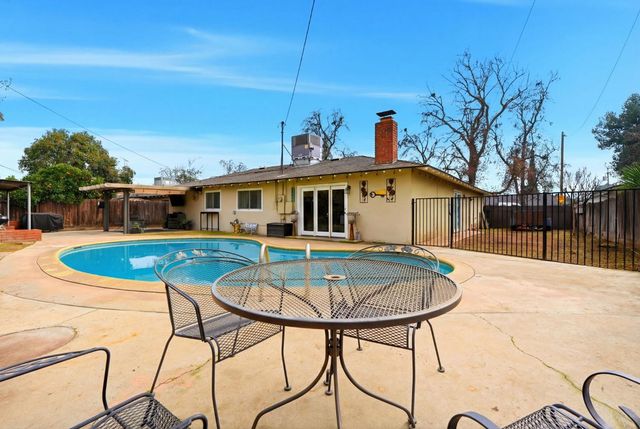 3557 E Pico Avenue, Fresno, CA 93726