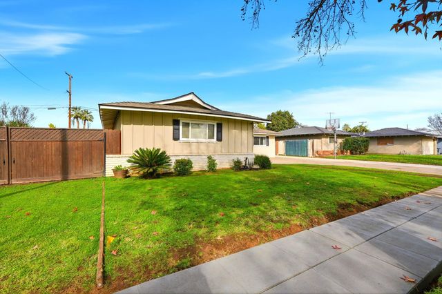 3557 E Pico Avenue, Fresno, CA 93726