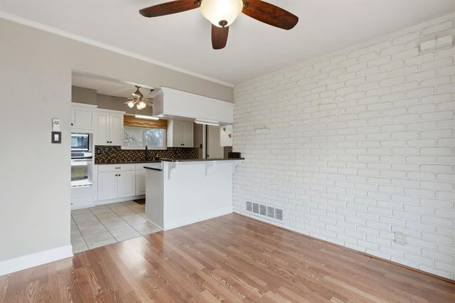 3557 E Pico Avenue, Fresno, CA 93726