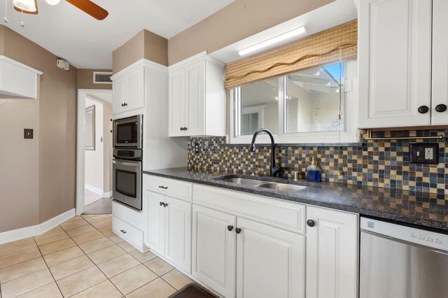 3557 E Pico Avenue, Fresno, CA 93726