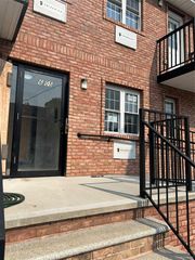 6-05 129st Street 2A, College Point, NY 11356