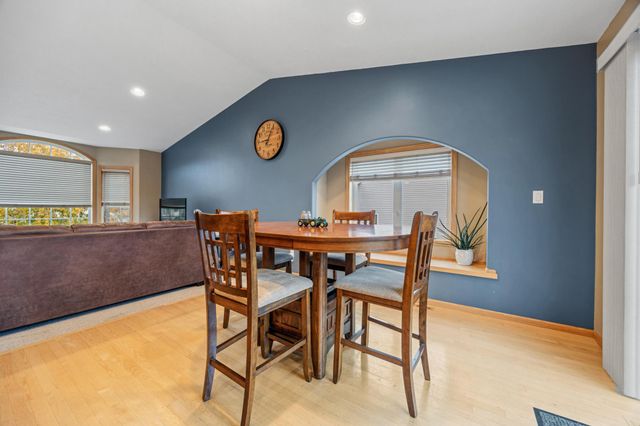 4163 54th Street S, Fargo, ND 58104