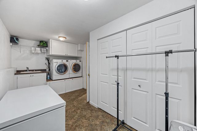 4163 54th Street S, Fargo, ND 58104