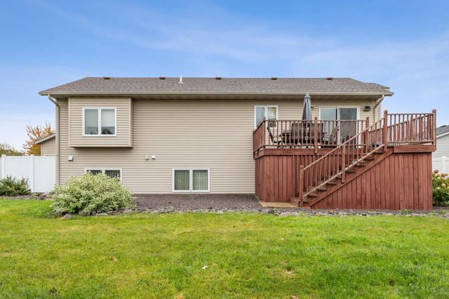 4163 54th Street S, Fargo, ND 58104
