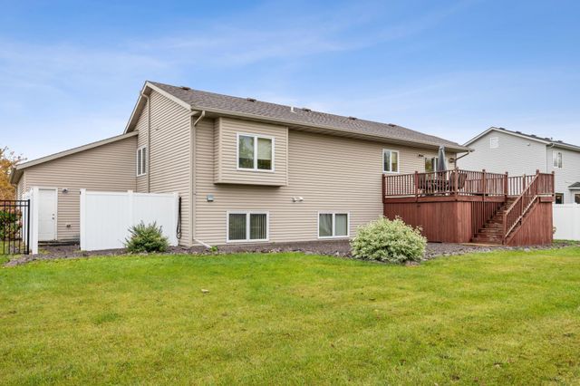 4163 54th Street S, Fargo, ND 58104