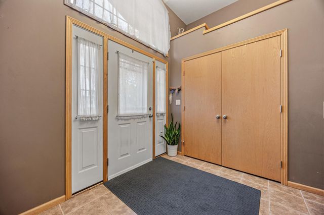 4163 54th Street S, Fargo, ND 58104