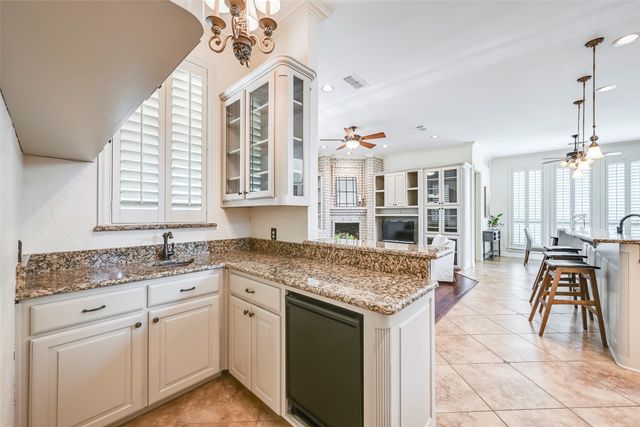 2300 Woodmoor Lane, Colleyville, TX 76034