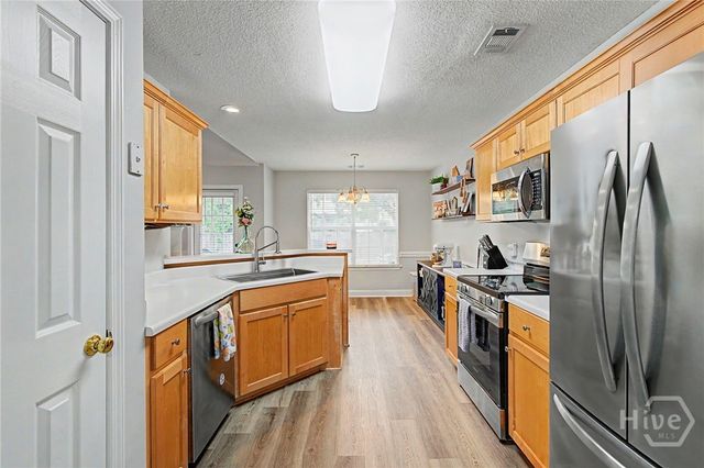 407 Laurel Hill Circle, Richmond Hill, GA 31324