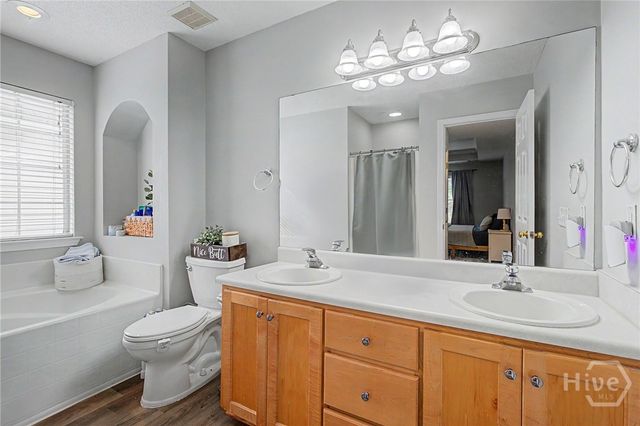 407 Laurel Hill Circle, Richmond Hill, GA 31324