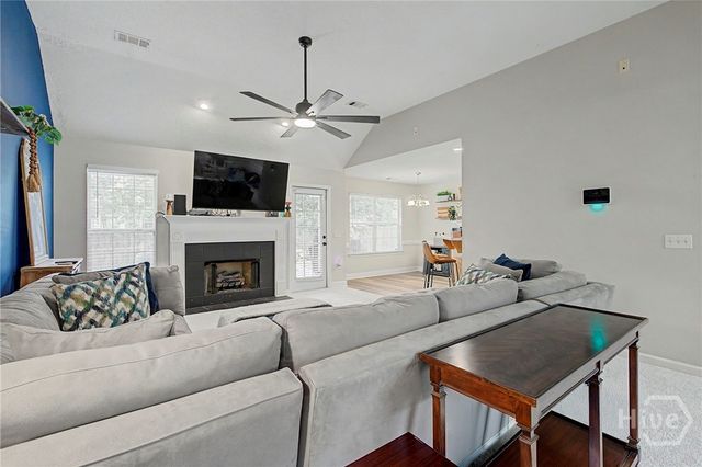 407 Laurel Hill Circle, Richmond Hill, GA 31324