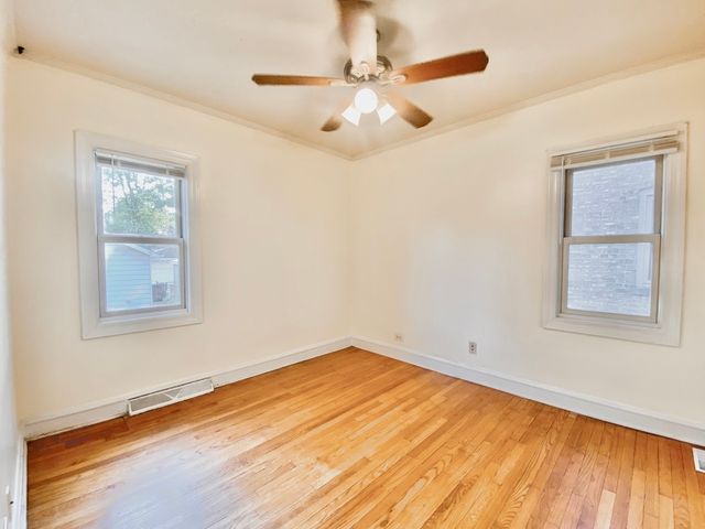 18034 Ridgewood Avenue, Lansing, IL 60438