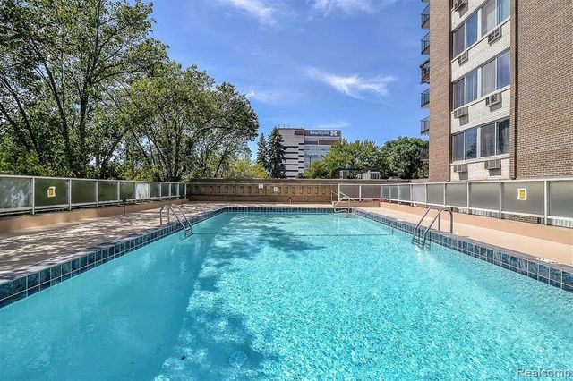 1050 Wall Street 2E, Ann Arbor, MI 48105