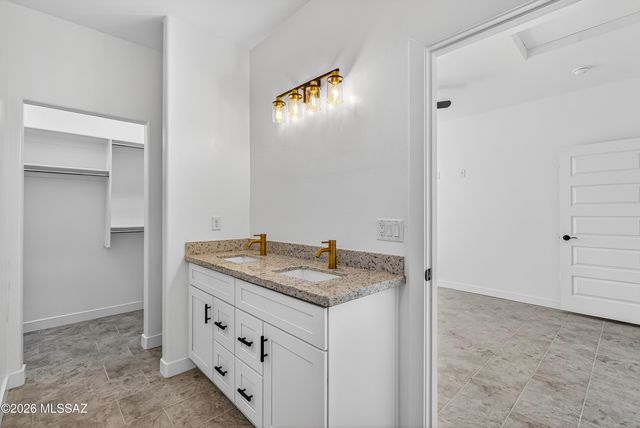 1792 Salvador Court, Rio Rico, AZ 85648