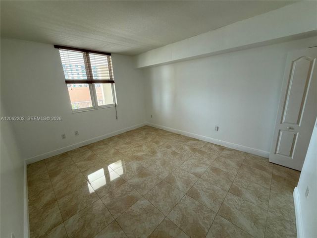 117 NW 42nd Avenue 602, Miami, FL 33126