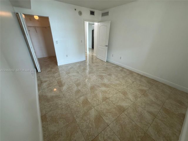 117 NW 42nd Avenue 602, Miami, FL 33126