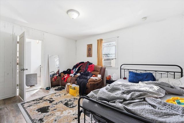 145 PACIFIC AVE, Jc, Bergen-lafayett, NJ 07304