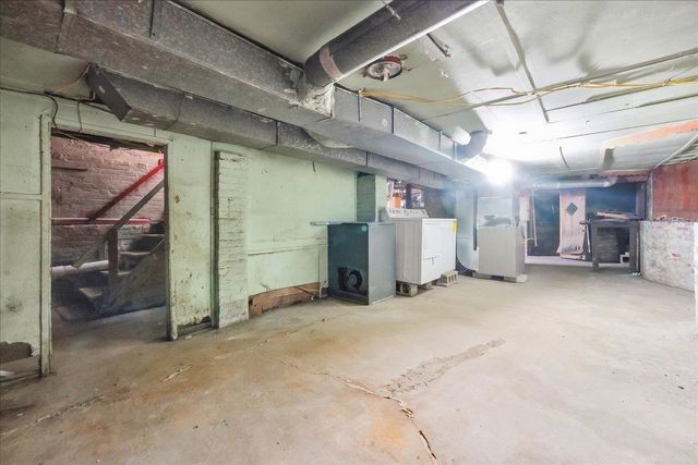 145 PACIFIC AVE, Jc, Bergen-lafayett, NJ 07304