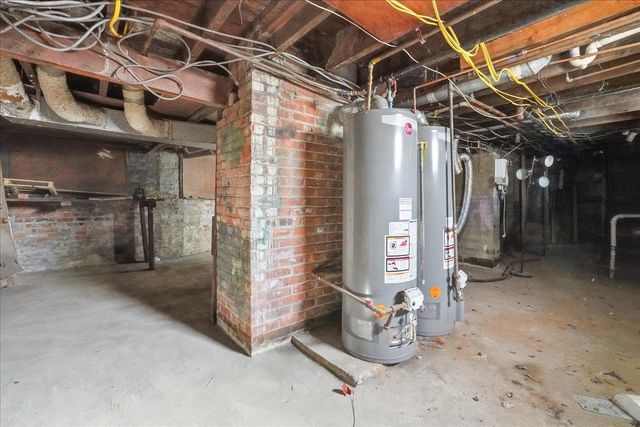 145 PACIFIC AVE, Jc, Bergen-lafayett, NJ 07304