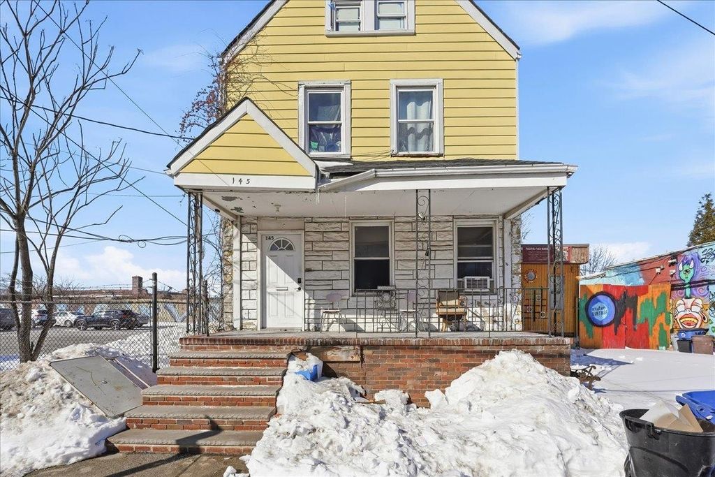 145 PACIFIC AVE, Jc, Bergen-lafayett, NJ 07304