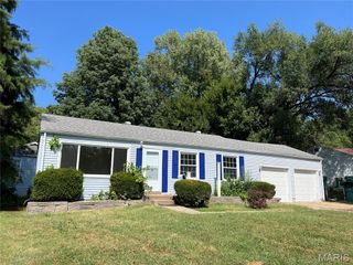 1271 Darr Drive, St Louis, MO 63137