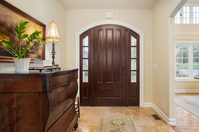 4538 E Peachtree Circle, Springfield, MO 65809