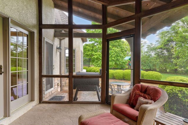4538 E Peachtree Circle, Springfield, MO 65809