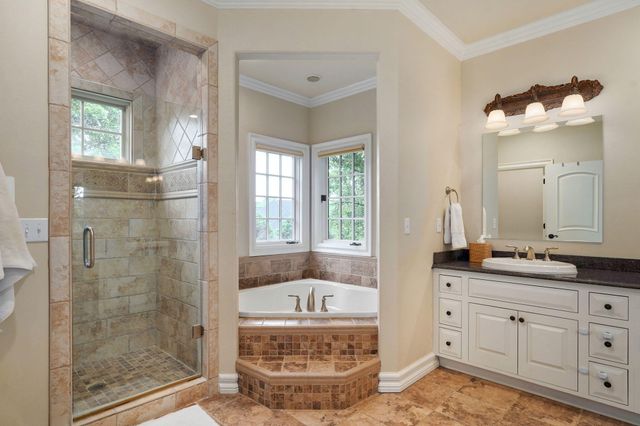 4538 E Peachtree Circle, Springfield, MO 65809