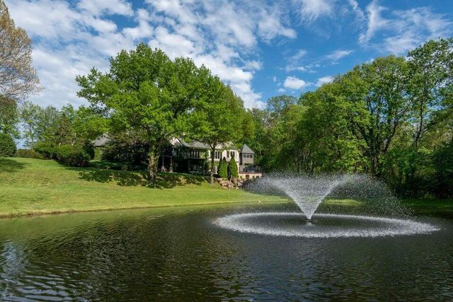 4538 E Peachtree Circle, Springfield, MO 65809