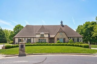 4538 E Peachtree Circle, Springfield, MO 65809