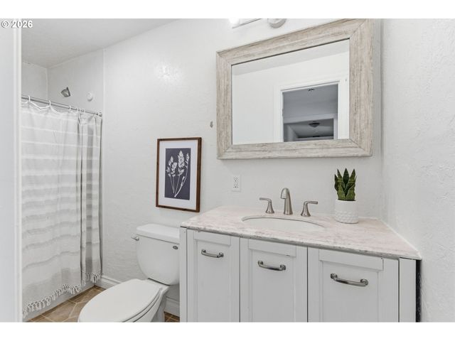 19824 S BUTTE Rd, Beavercreek, OR 97004