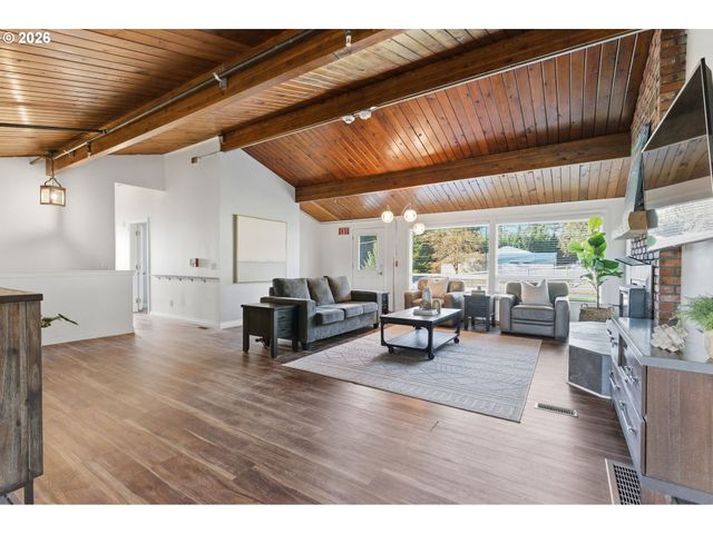 19824 S BUTTE Rd, Beavercreek, OR 97004