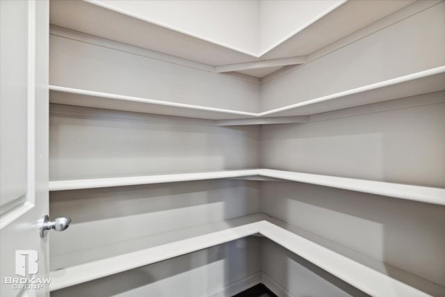 1437 Luxington Drive, Lapeer, MI 48446