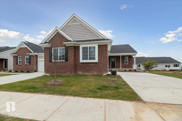 1437 Luxington Drive, Lapeer, MI 48446