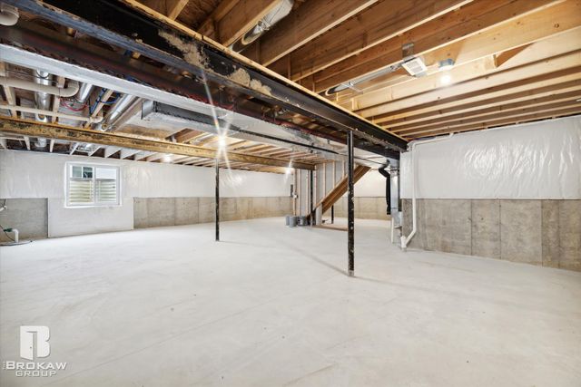 1437 Luxington Drive, Lapeer, MI 48446