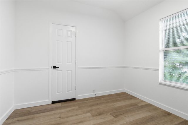 1508 Park Chase Avenue, Arlington, TX 76011