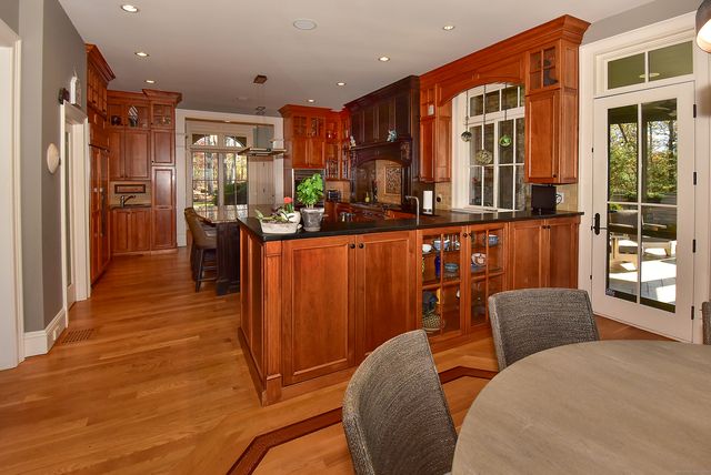 6 Setting Sun Trail, Ellington, CT 06029