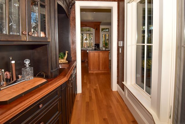 6 Setting Sun Trail, Ellington, CT 06029