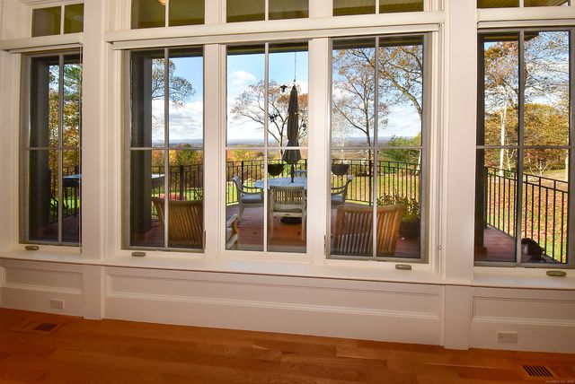 6 Setting Sun Trail, Ellington, CT 06029