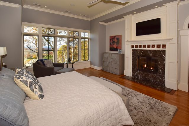 6 Setting Sun Trail, Ellington, CT 06029