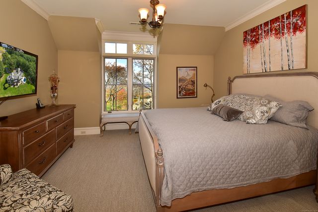 6 Setting Sun Trail, Ellington, CT 06029