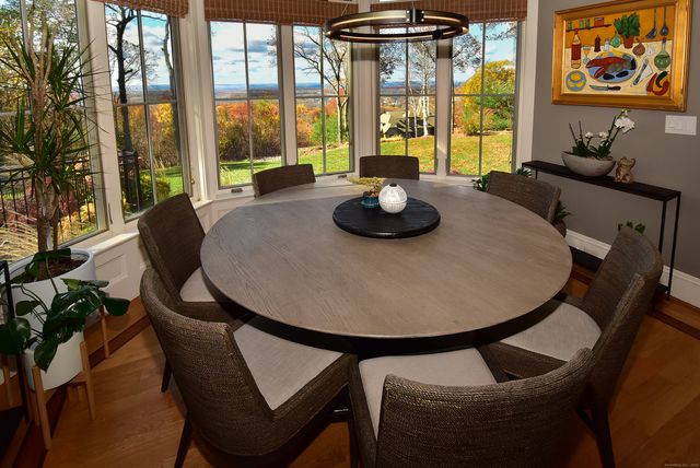 6 Setting Sun Trail, Ellington, CT 06029