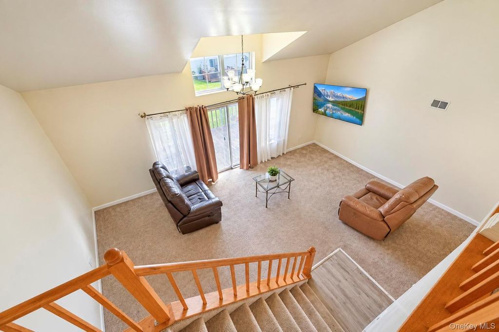 41 Maple Wing Drive, Central Islip, NY 11722 — photo 5