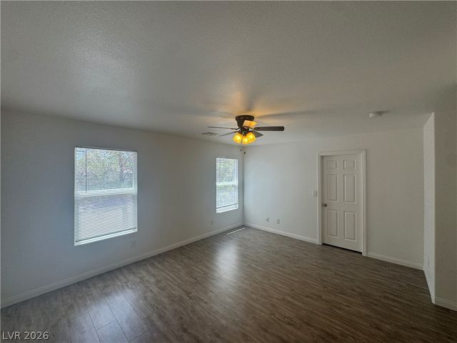 9933 La Paca Avenue, Las Vegas, NV 89117
