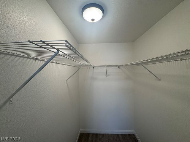 9933 La Paca Avenue, Las Vegas, NV 89117